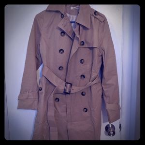 Beige Trenchcoat
